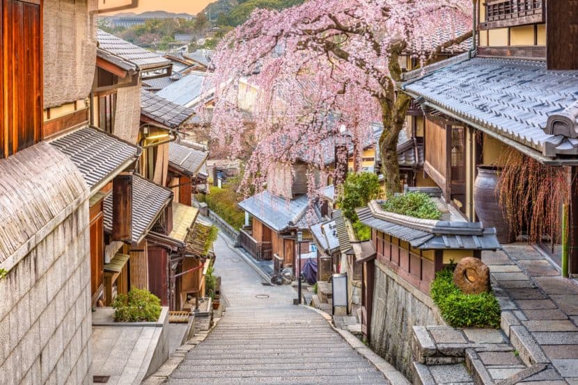 Living in Japan, I've come to appreciate the beauty of ancient Kyoto.