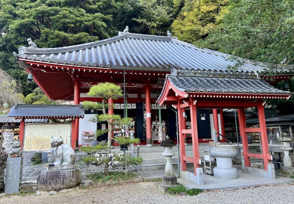 Omatsu Daigongen main worship hall.